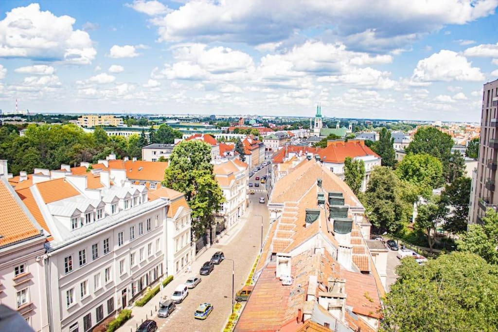 With Balcony And Views, Old Town, Metro Warschau