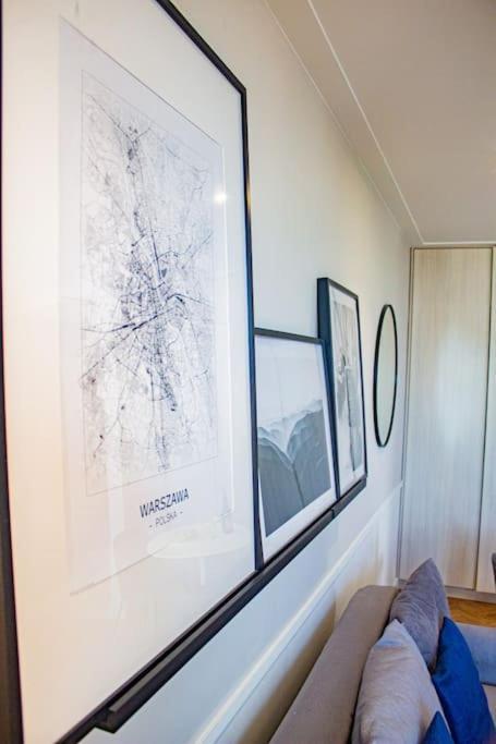 Apartment With Balcony And Views, Old Town, Metro